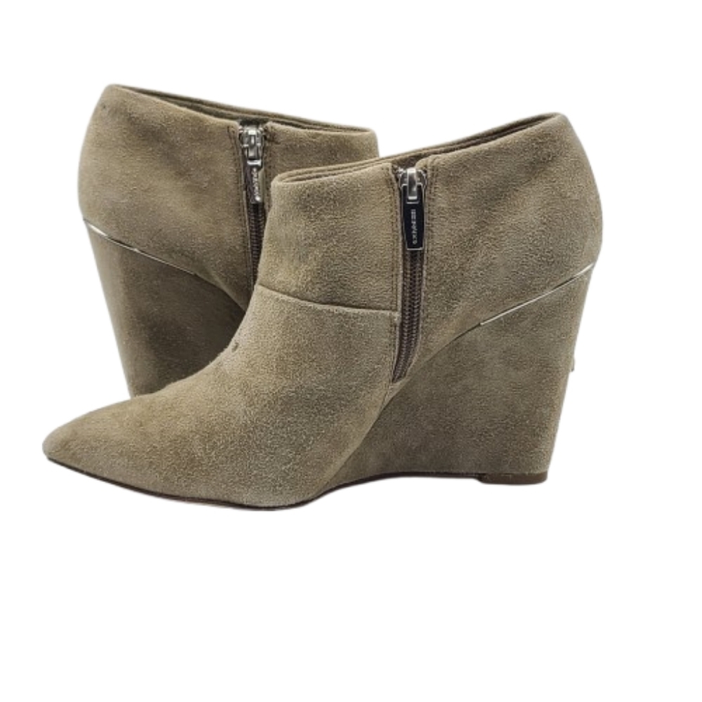 Coach Oakdale Wedge Booties Size 7.5 Tan Suede Zipper Pointed Toe - Picture 8 of 16
